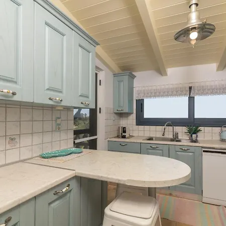 Le Mar * Ανω Βασιλικος